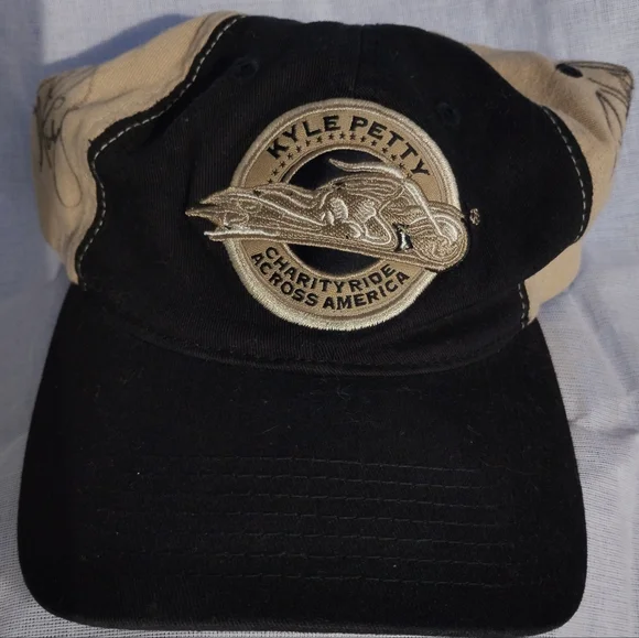 Ultimate?Gift?Experience?RARE?Triple-Signed?Hat?WALKER  display picture 1